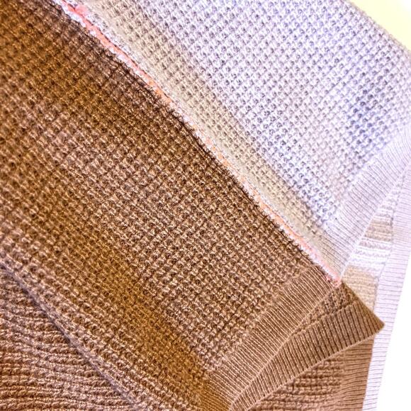 Lisa Todd 100% Cashmere Sweater Waffle Knit Colorblock Oversized Women’s XS - Picture 6 of 7